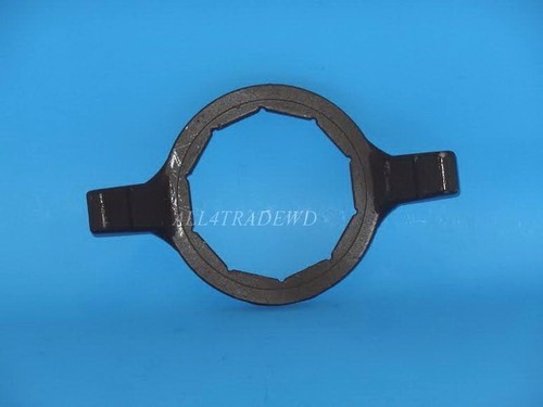 Wrench install and remove - to,